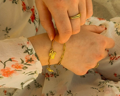Golden Goddess Armband
